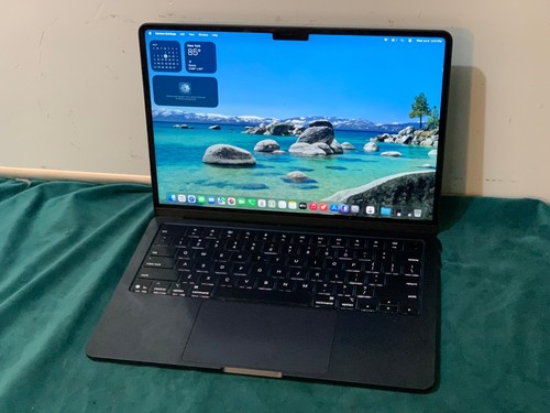 Apple MacBook Air 13" 2025 - M4 16GB RAM 256GB SSD - Space grey A3240