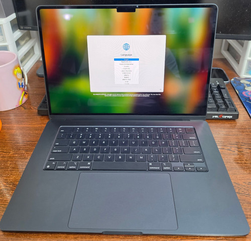 Apple MacBook Air 15" (M3, 256GB SSD, 8GB Ram) Black - Excellent Cond - 95% Batt