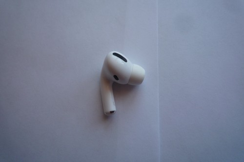 Apple AirPods Pro Wireless L (Left) Headphone ONLY - White A2084