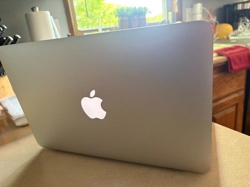Apple MacBook Air (2014) #77