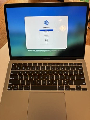 *Used* Apple 2020 MacBook Air A2337 M1 7 Core GPU 8GB RAM 256GB SSD Space Gray