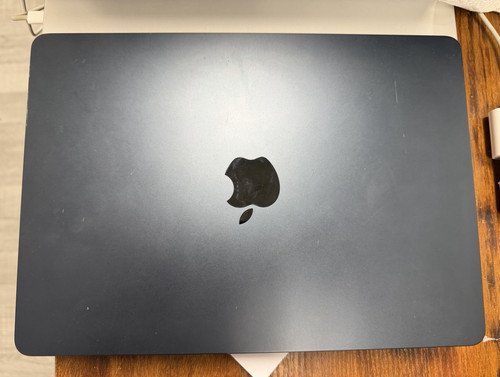 Apple MacBook Air 13-inch M3 – 8GB RAM – 256GB SSD – Pre-Owned