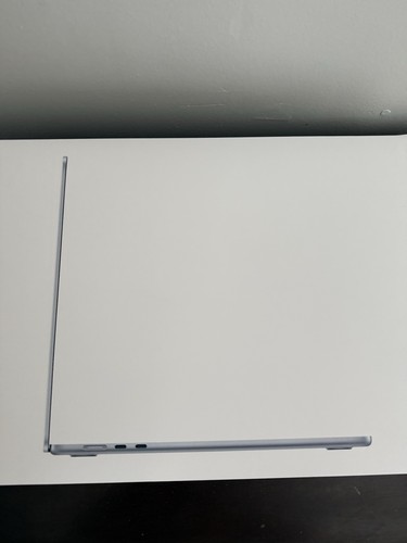 Apple MacBook Air M4 2025 16GB Memory, 256GB Storage, 15-inch, Sky Blue