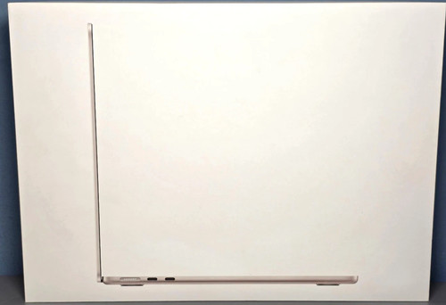 Apple MacBook Air 2024 A3113 13in M3 10 Core GPU 16GB RAM 512GB SSD