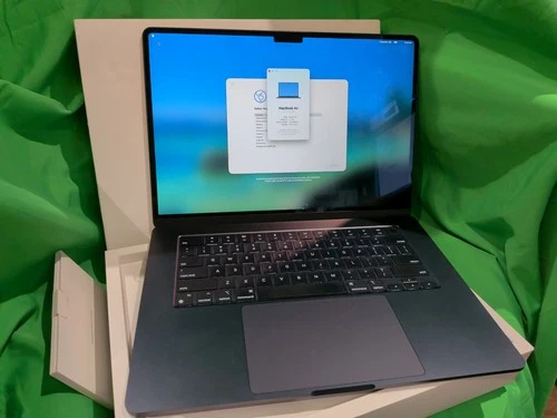 Apple Macbook Air M3 2024 15-inch 24GB/512GB Midnight MC9L4LL/A - A3114
