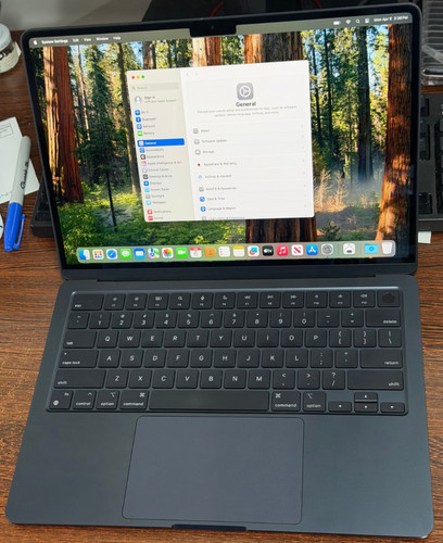 Apple MacBook Air 13" (M3, 16GB Ram, 512GB SSD, Black) Excellent Cond - 98% Batt