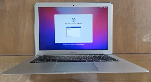Apple MacBook Air (Intel Core i5) 13.3" (8GB DDR3, 256 GB SSD) - Mid 2017