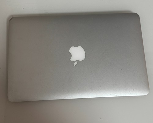 Apple MacBook Air 11 inch 2013 SSD, Intel Core i7