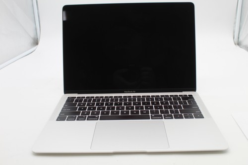 Apple MacBook Air 13" Core i5 8GB RAM 128GB SSD Silver pc1436467