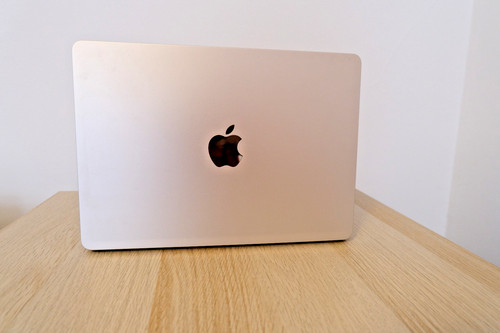 Apple MacBook Air 13-inch M2 A2681 Silver