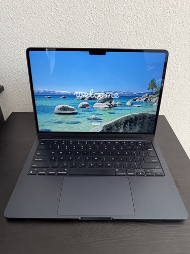 MacBook Air M2 (2022) – 256GB –Excellent Condition