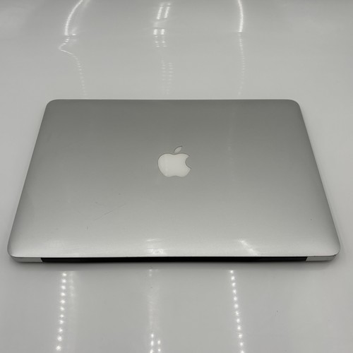 Apple MacBook Air 13” Early 2015 8GB/128GB Silver MMGH2LL/A Good Condition