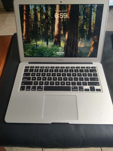 Apple MacBook Air A1466 13" 2017 Core i5 1.8GHZ 8GB 128gb OSX Sequoia BUNDLE AC