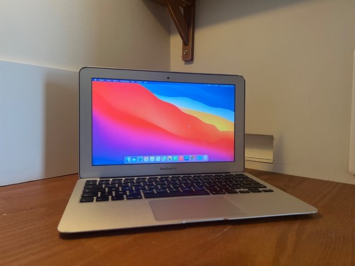 MacBook Air (11-inch, Mid 2011)