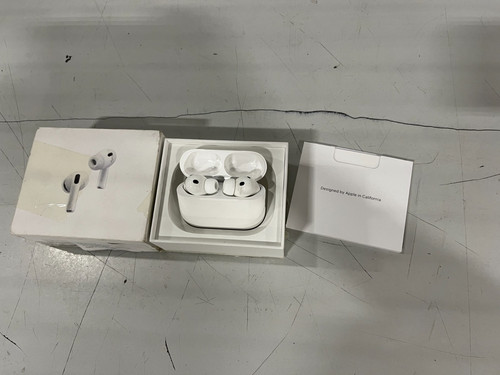 Apple AirPods Pro 3-USED
