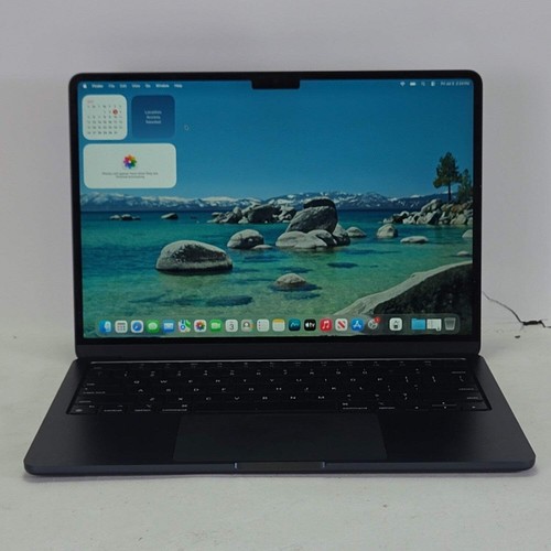2024 Apple MacBook Air 13.6" M3 4.0GHz 16GB RAM 512GB SSD Starlight MXCV3LL/A