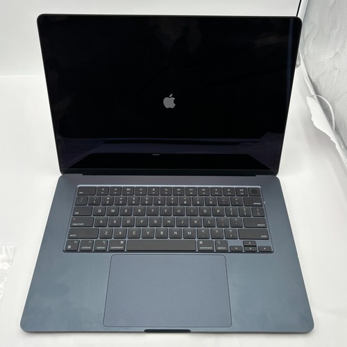 Apple MacBook Air 15.3" - 10C GPU 8GB RAM M3 Chip 512GB Midnight GOOD Condition